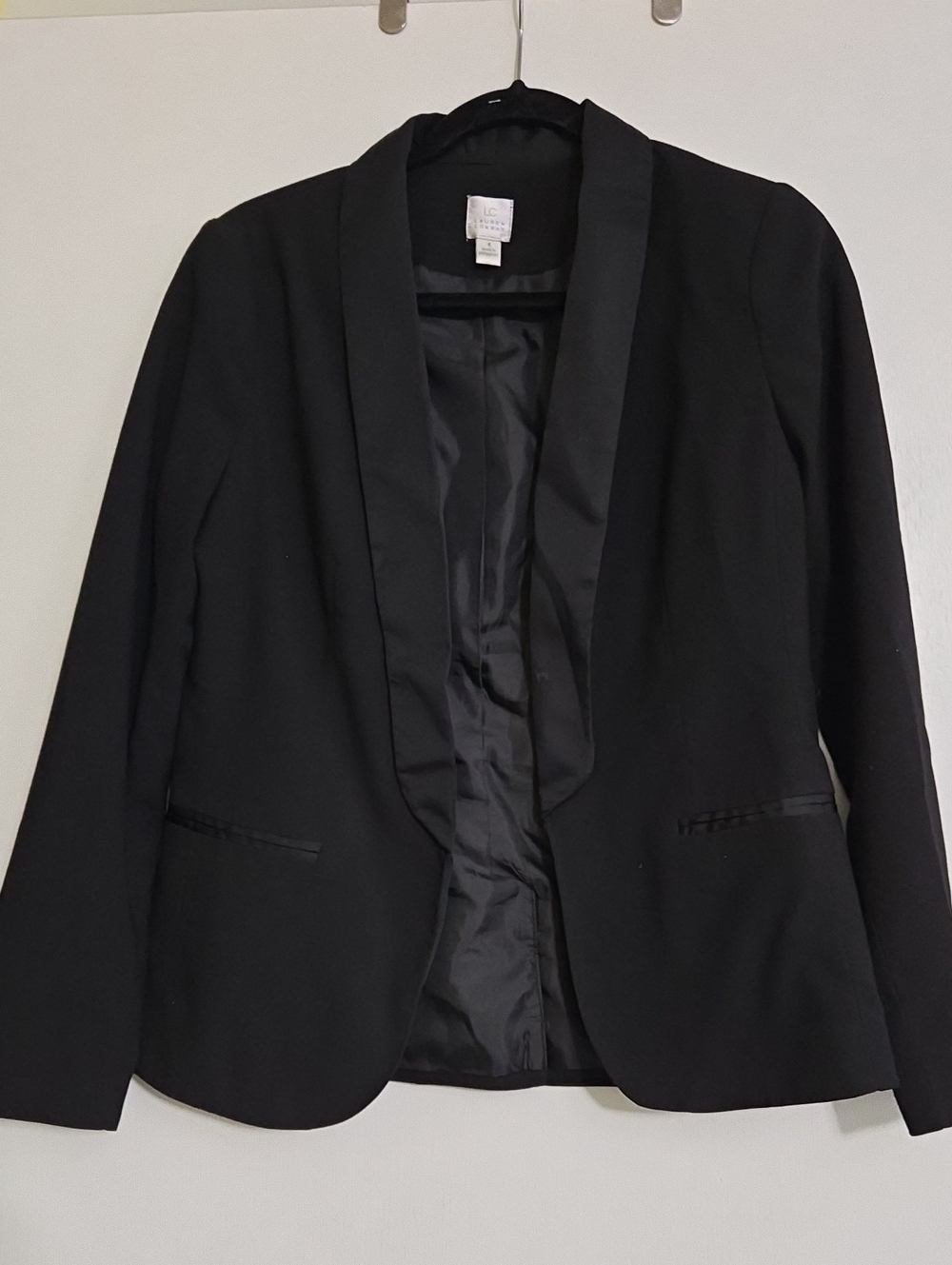 LC Lauren Conrad Black Shawl Lapel Blazer